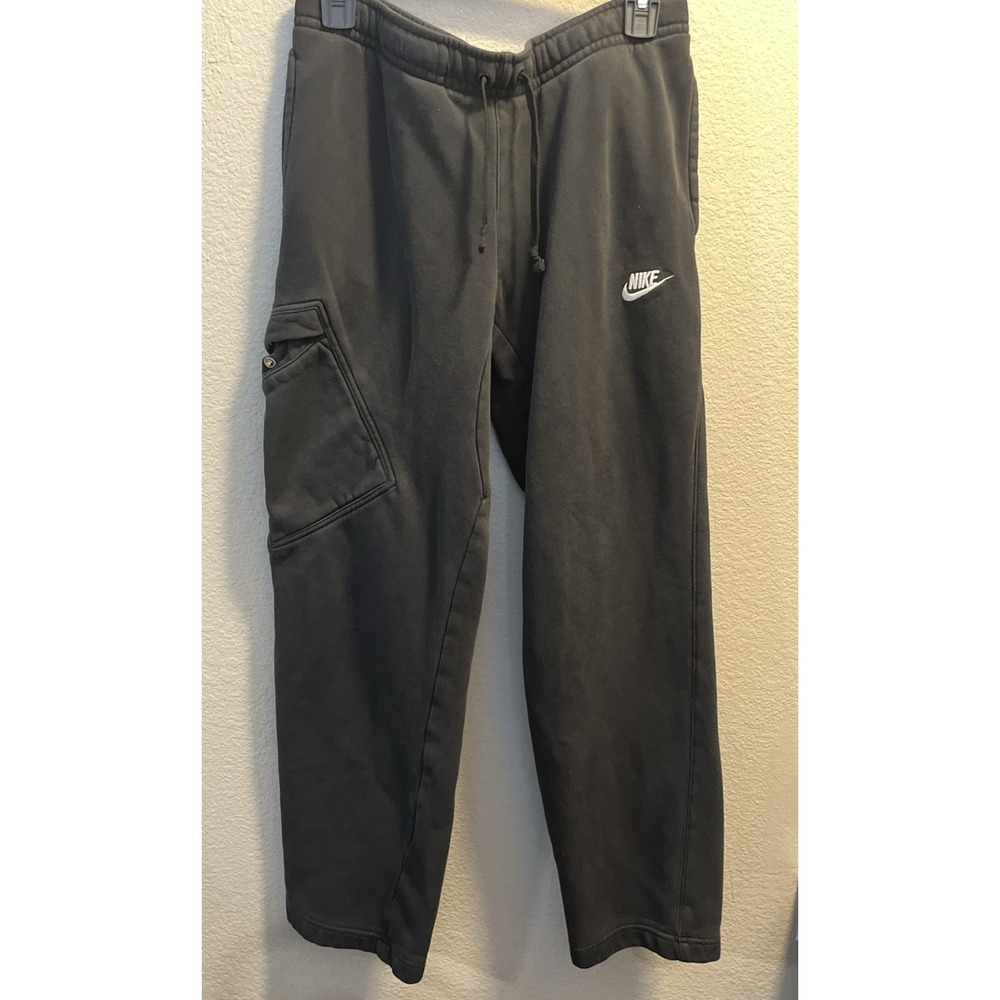 Nike Men's Medium Black Sweatpants 823513-010 Fleece Lined Swoosh Logo Pants